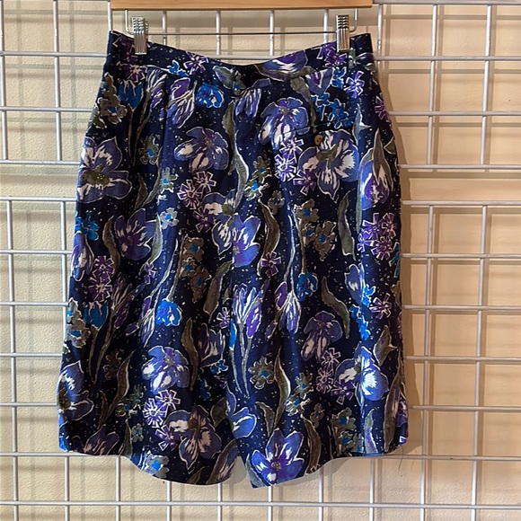 Vintage linen floral print Bermuda shorts by Collection Point of View - Picture 5 of 7